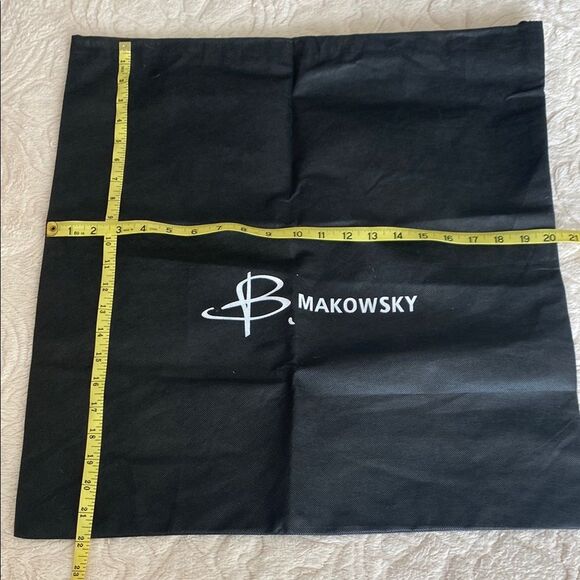 B Makowsky Black Dust Bag - Picture 2 of 5